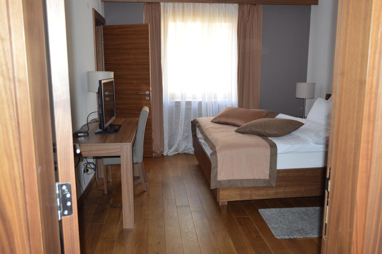 Apartments B&P ヤホリナ エクステリア 写真
